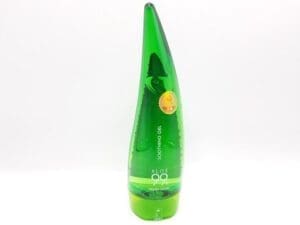 A HOLIKA HOLIKA SOOTHING GEL ALOE 99% 250ml/8.45 FL oz bottle with a green bottle on a white background.